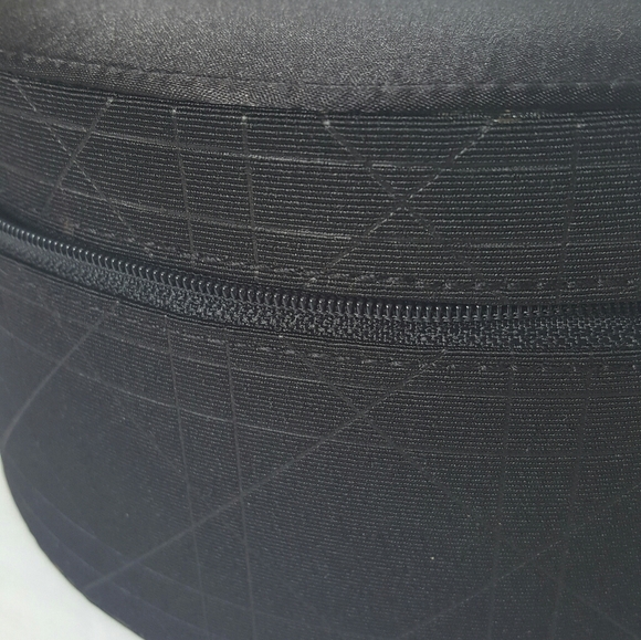 Christian Dior Jewelry or Cosmetics Round Box - Picture 10 of 11